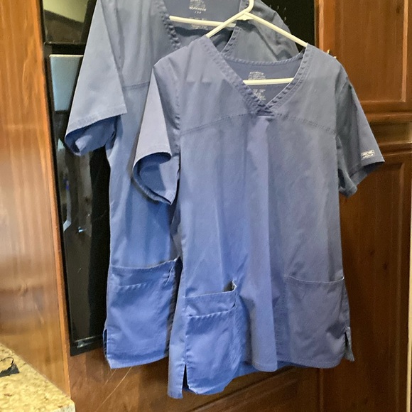 Cherokee Scrub tops size Large - Picture 1 of 5